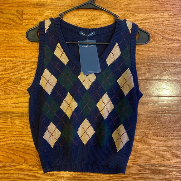 Brandy Melville Tops - Brandy Melville Argyle Sweater Tank